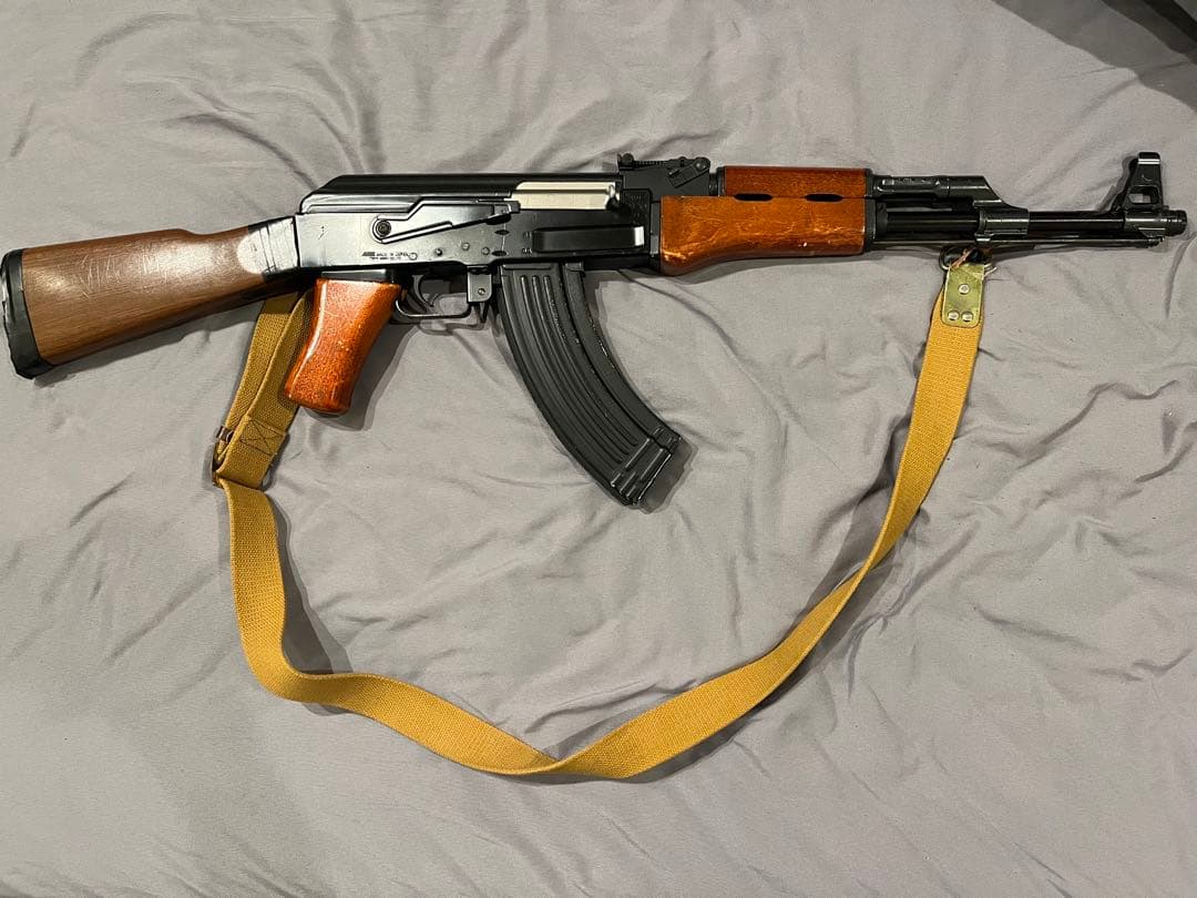 東京マルイAK-47S スタンダード電動ガン 木製グリップ・ハンドガード