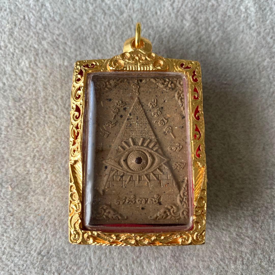 プラクルアン 偉大なる阿羅漢の眼 LPカオヘン師 超レア品 金運 守護 御守り