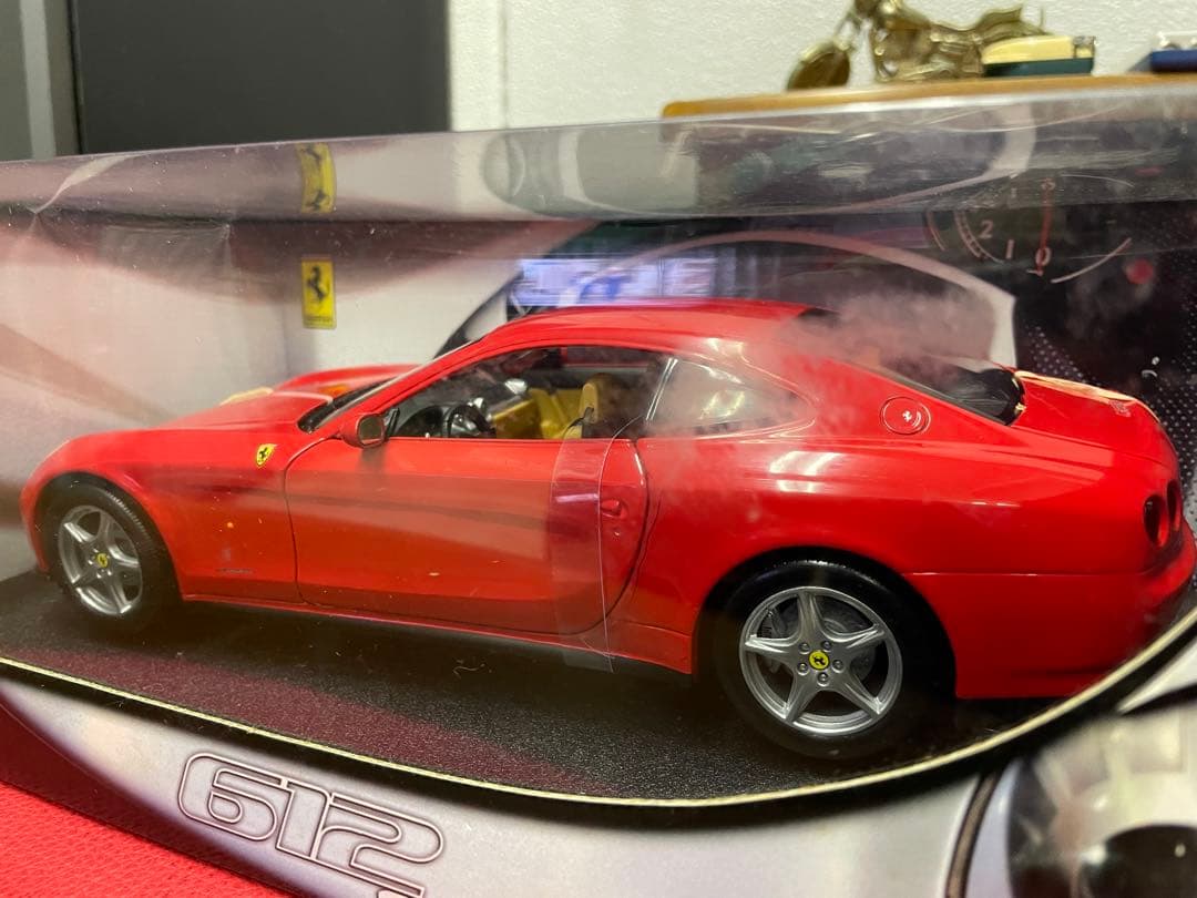 ●HOT WHEELS  フェラーリ　612 スカリエッティ