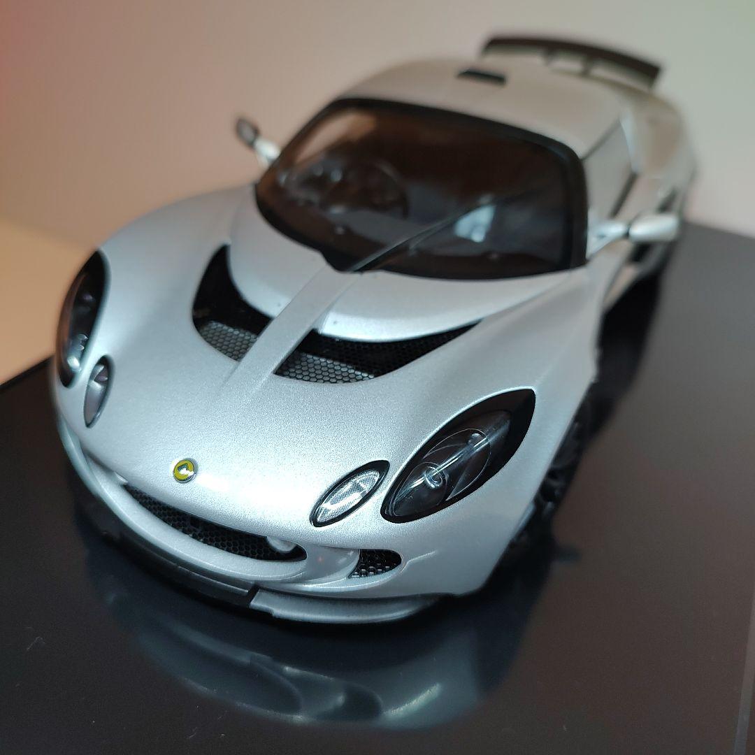 オートアート ロータス エキシージ 1/18 スケール シルバー