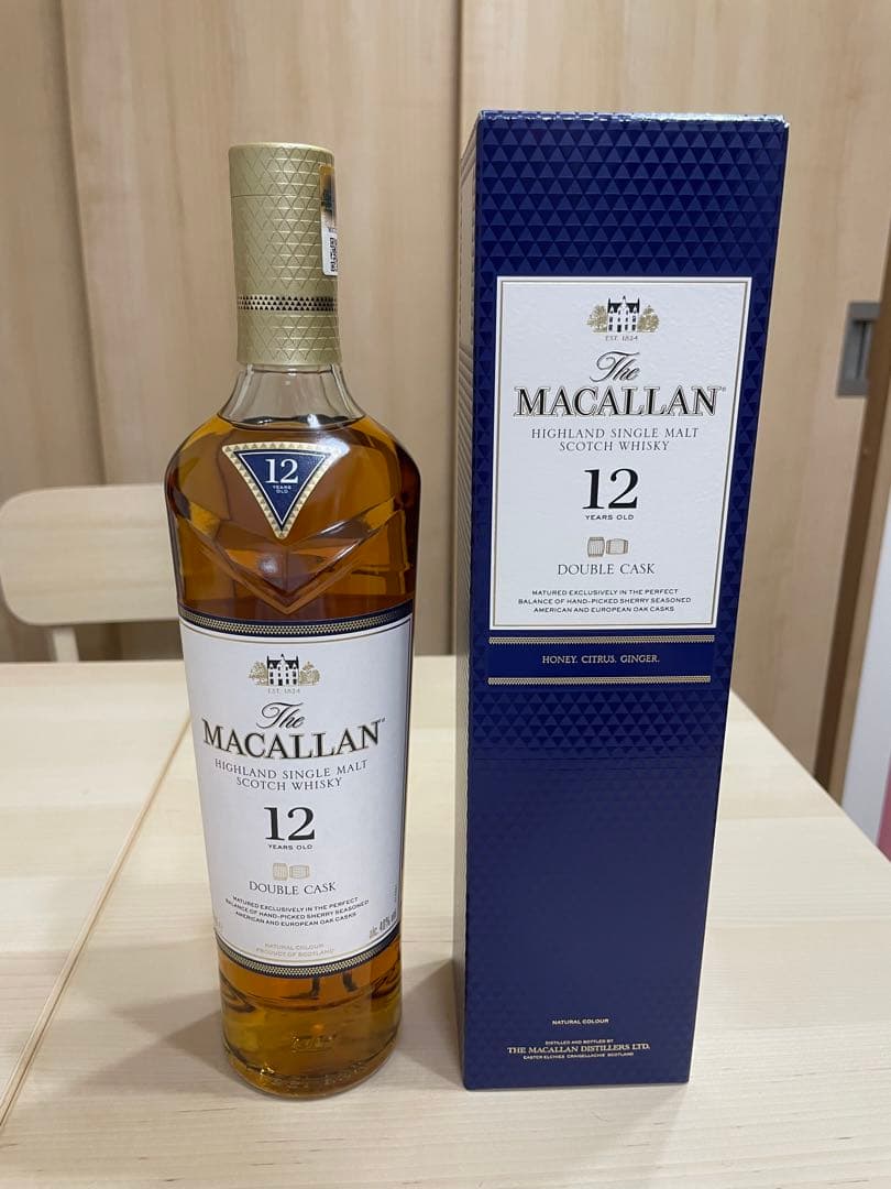 山崎　マッカランダブルカスク12年　グレンファークラス17年　デュワーズ18年