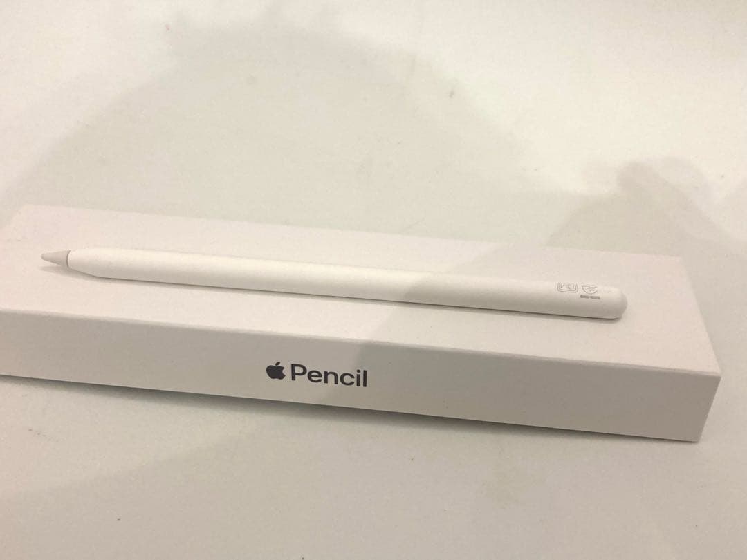 ！美品！iPad Air 第5世代　Apple Pencil 第2世代スタンド付