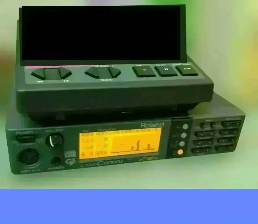 ★Roland SC-88 GS MIDI音源 ジャンクです。 取扱説明付