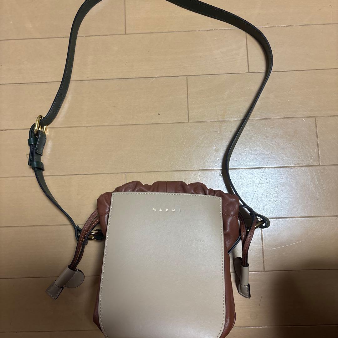 のんMARNI ショルダーバッグ ベージュ/ブラウン