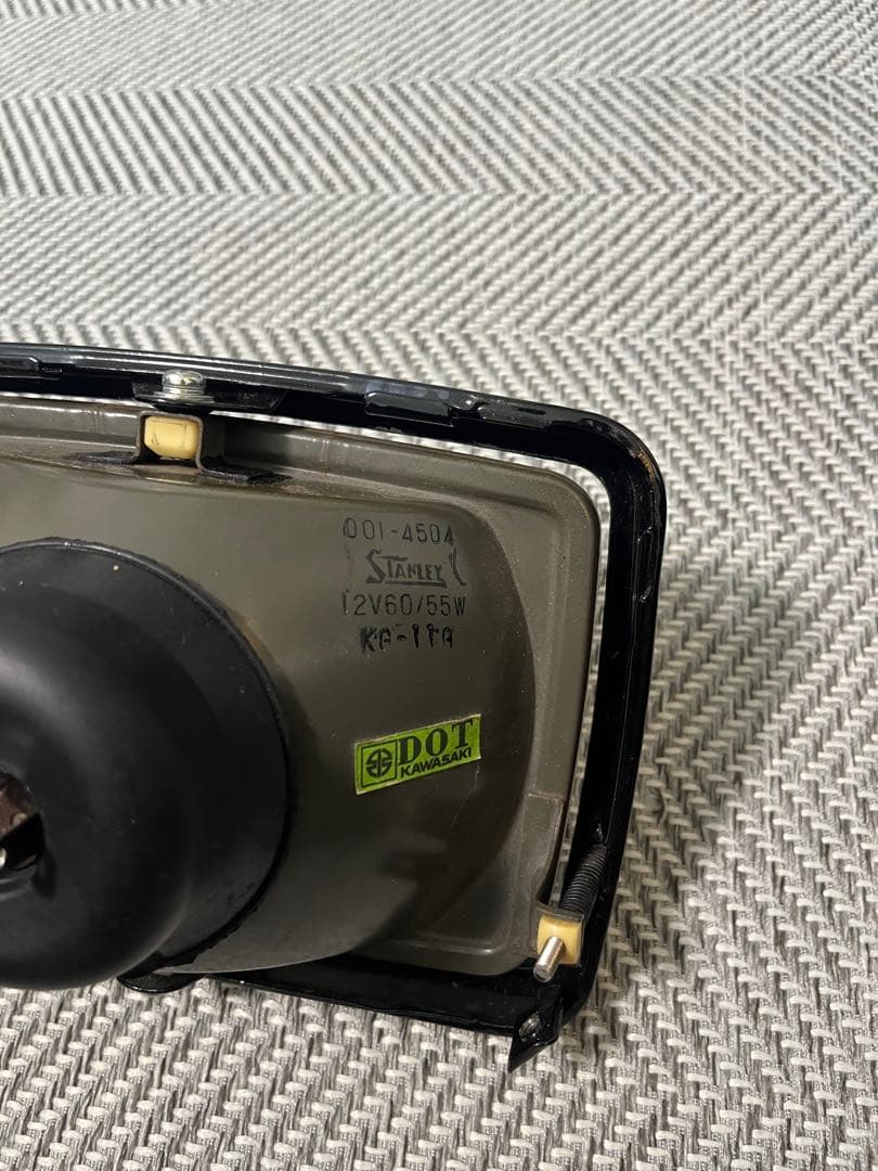 【美品】Z400GP.gpz400f 角目ヘッドライト　カワサキ　ガラスレンズ