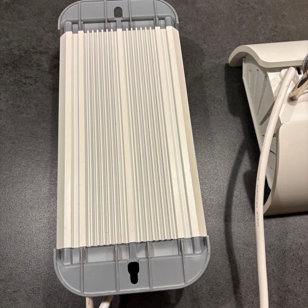 カミハタ　ファンネル2　8000K　水槽用ライト　 ホワイト②