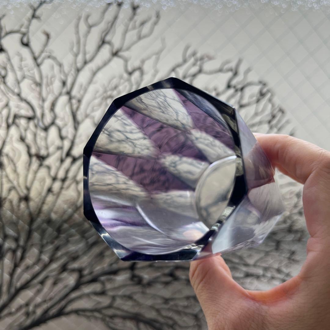 骨董　時代ガラス　紫色被せダイヤ綴り　大正浪漫　モダン切子　コップ　ウラン ２客