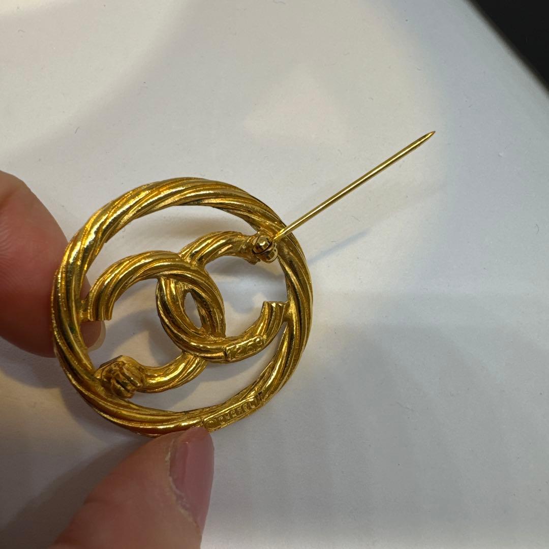 【美品】CHANELゴールドツイスト ブローチ CC ココマーク ヴィンテージ