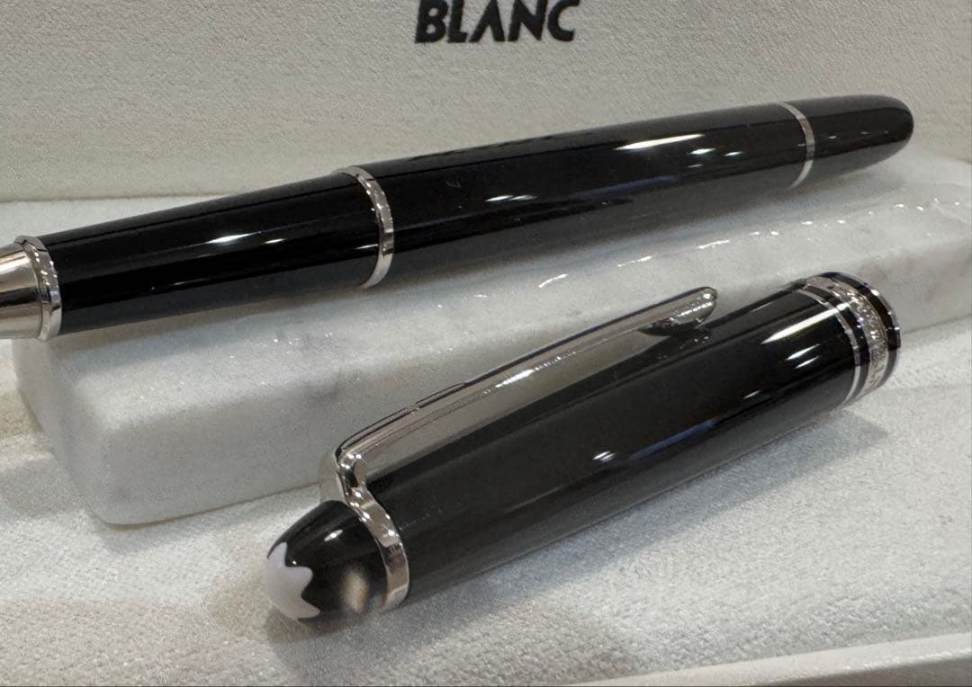 【極美品】モンブラン マイスター・シュテュック P163ローラーボール＋リフィル