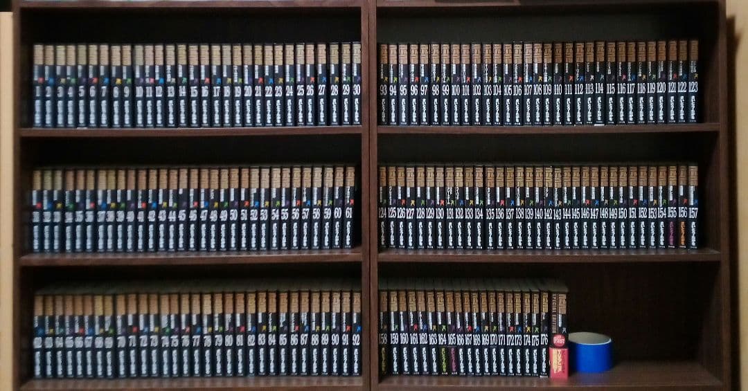 ゴルゴ13　１巻～176巻 全巻抜けなし、関連本1冊　合計177冊セット