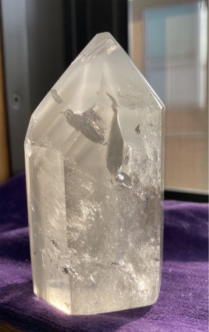 クリスタル　スモーキークォーツ　優しい光