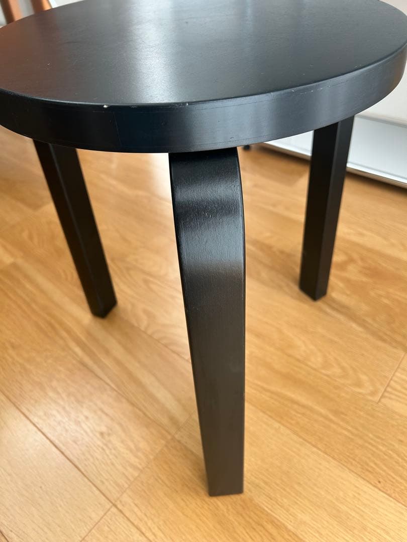 スツール 60オールブラック　ラッカー　アルテック　artek