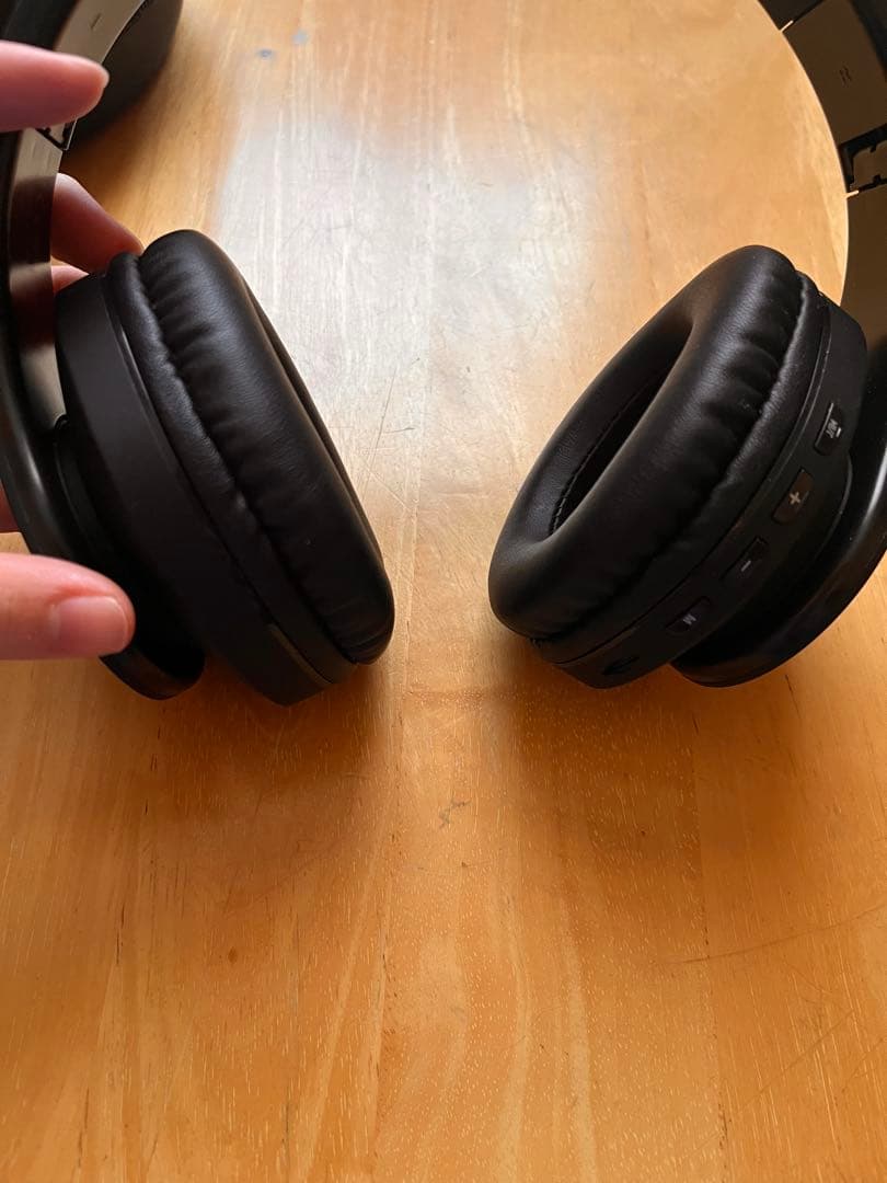 OLX ワイヤレスヘッドホン ブラック