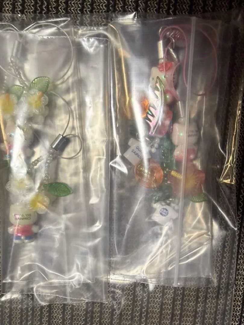 ご当地　限定 白キテイkitty 根付けストラップ ABCstore ４点