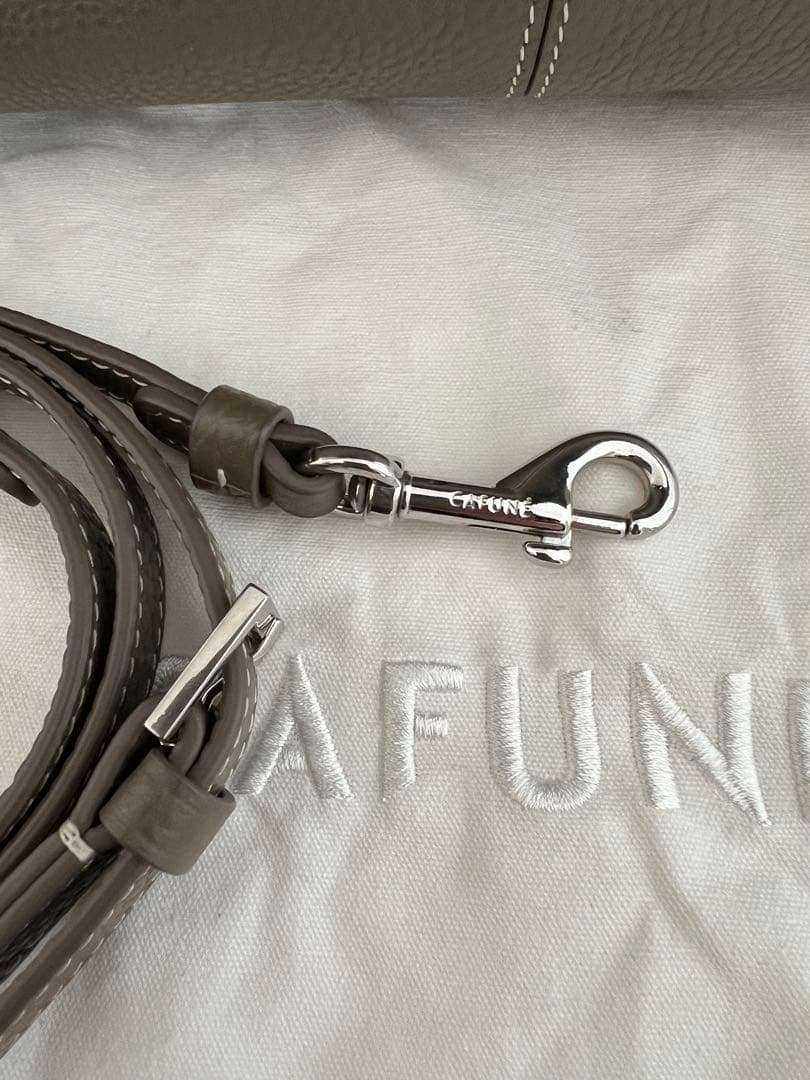 柿ピー様♡CAFUNE ブラウンレザー ショルダーバッグ