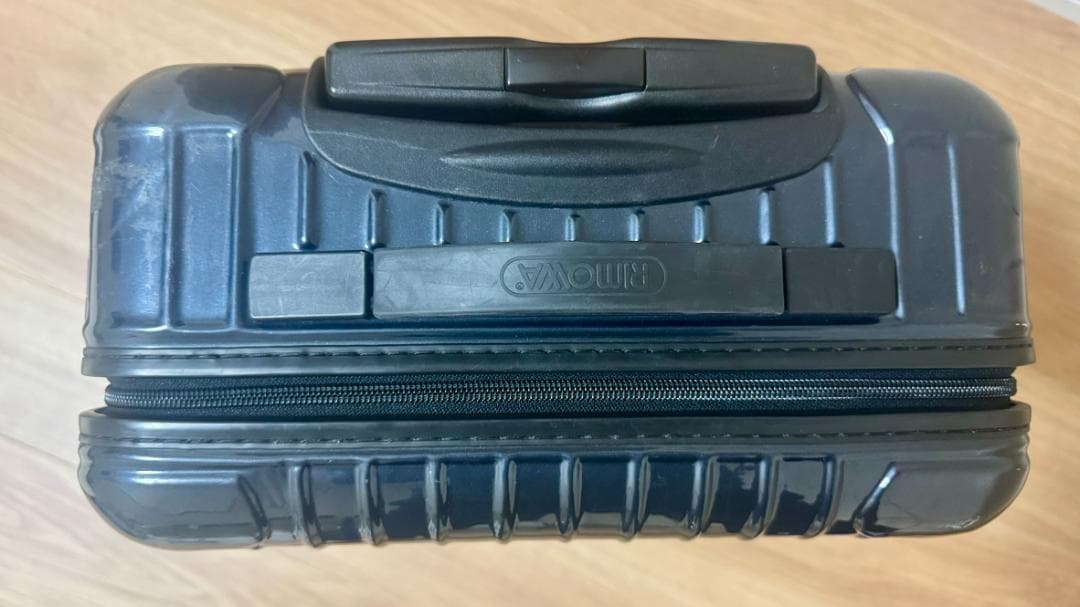 ダークブルー ストライプキャリーケース