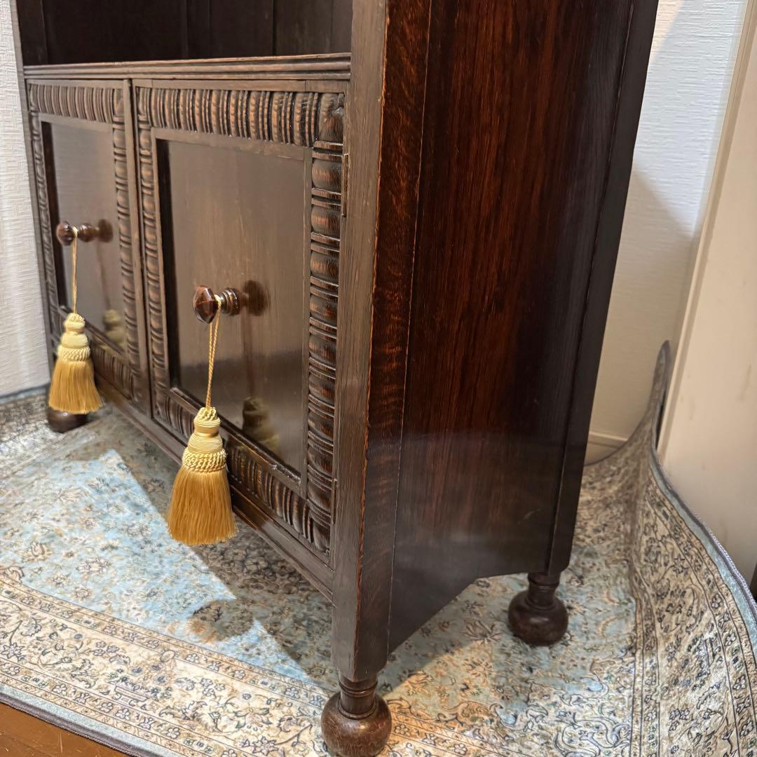 イギリスアンティーク家具　ブックシェルフ　本棚　飾り棚　キャビネット