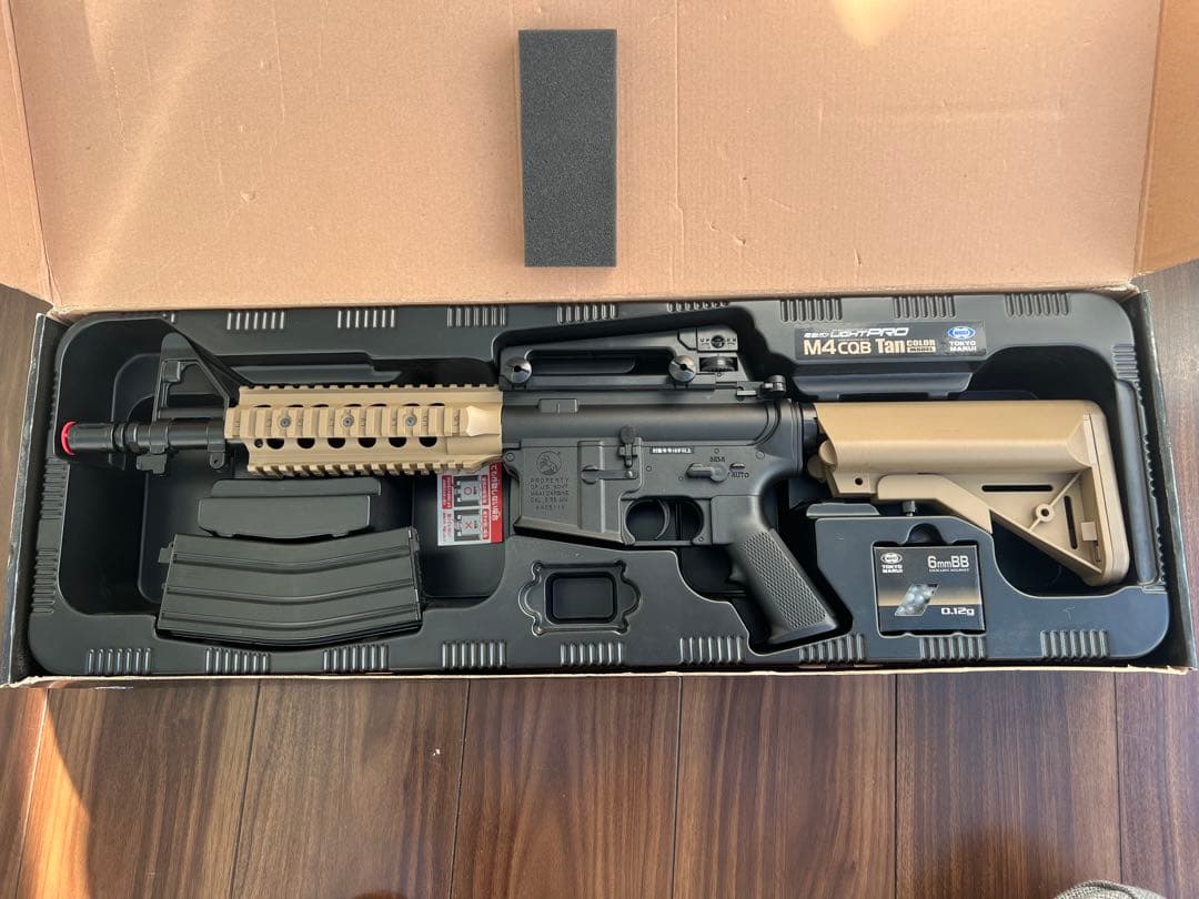 東京マルイ M4CQB Tan 電動ガン　10歳以上