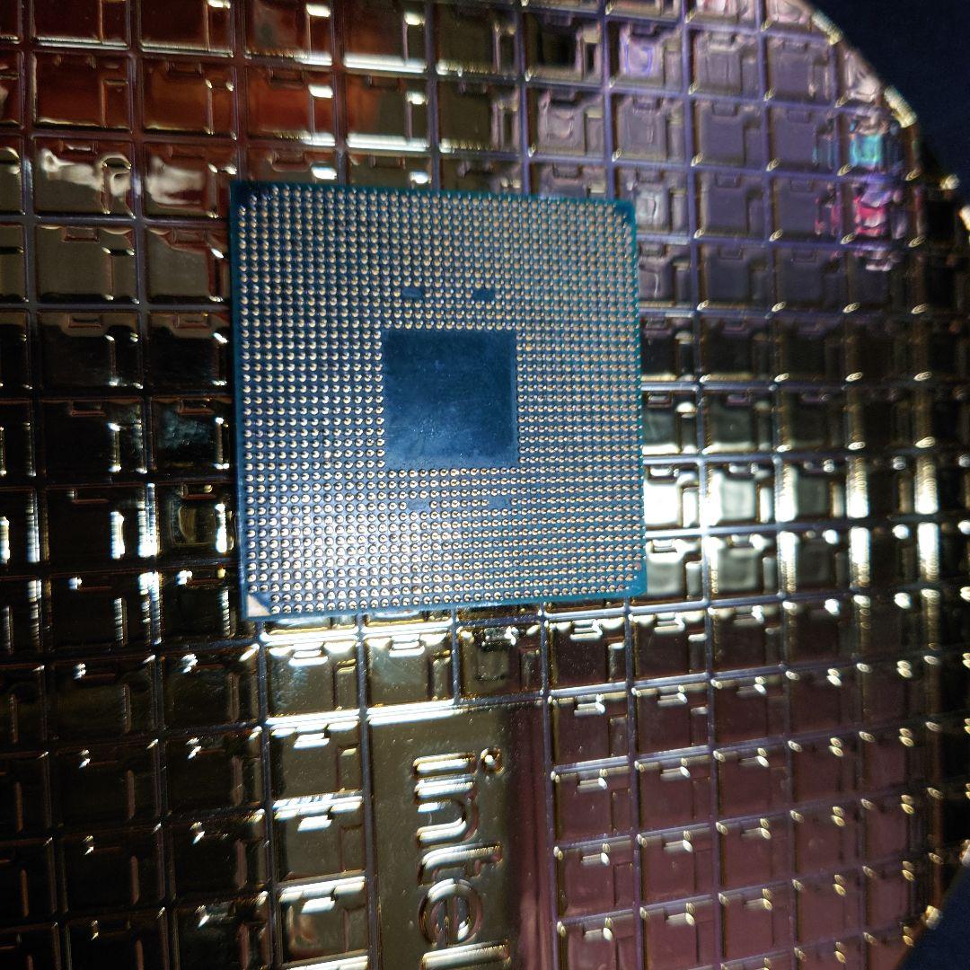 AMD Ryzen 9 5900X 動作未確認