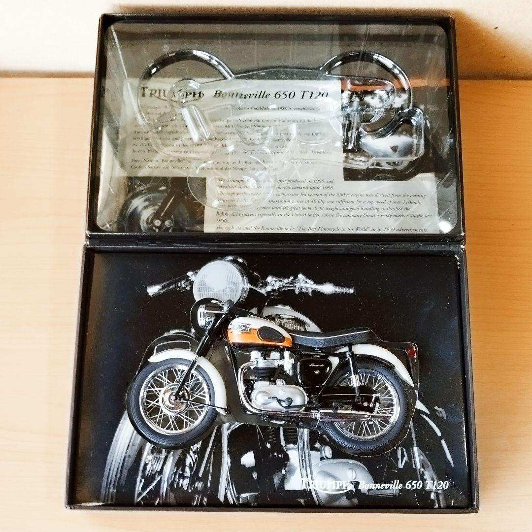 オートバイ・バイク MINICHAMPS Triumph Bonneville 650