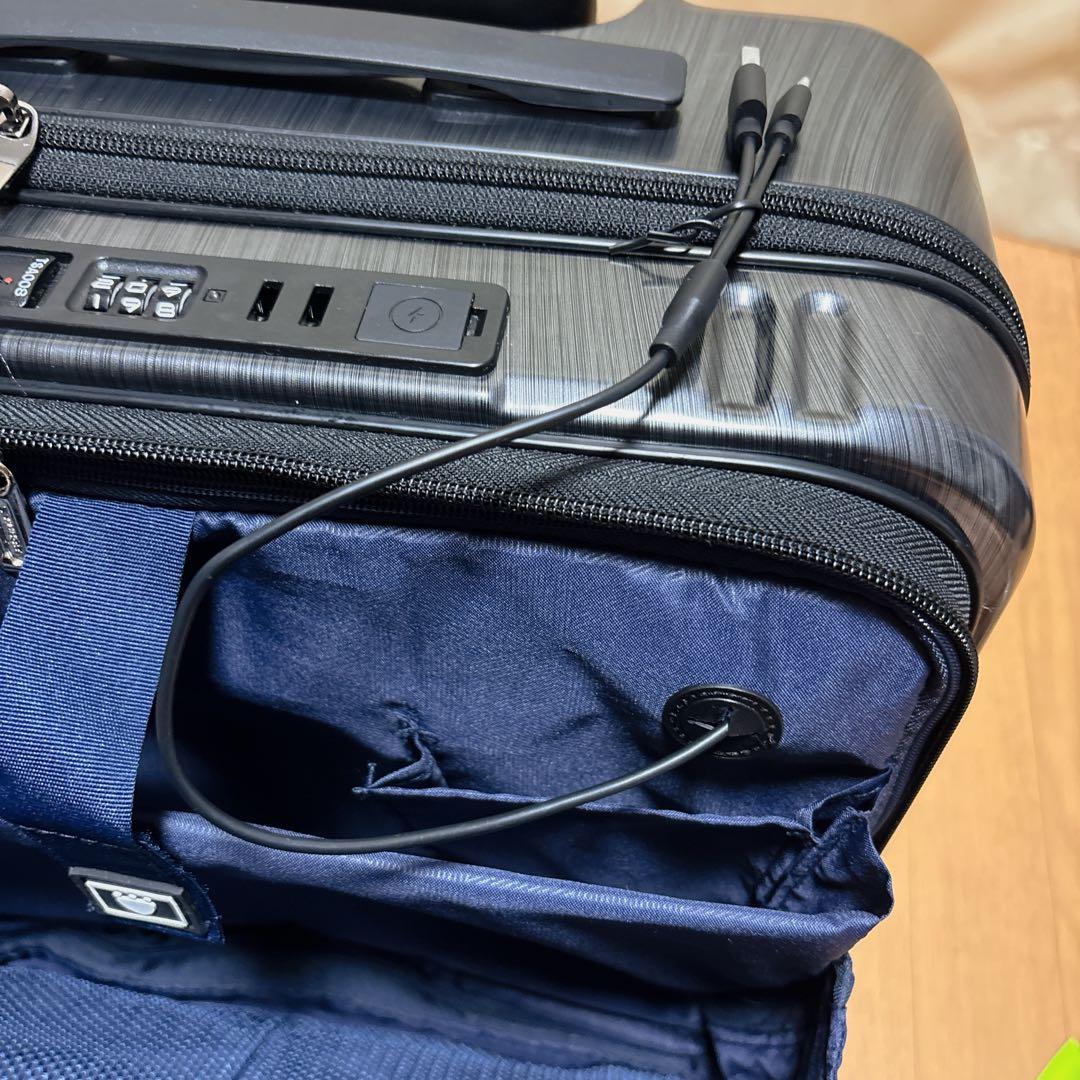 BERMAS INTER CITY フロントオープン スクエア4輪33L