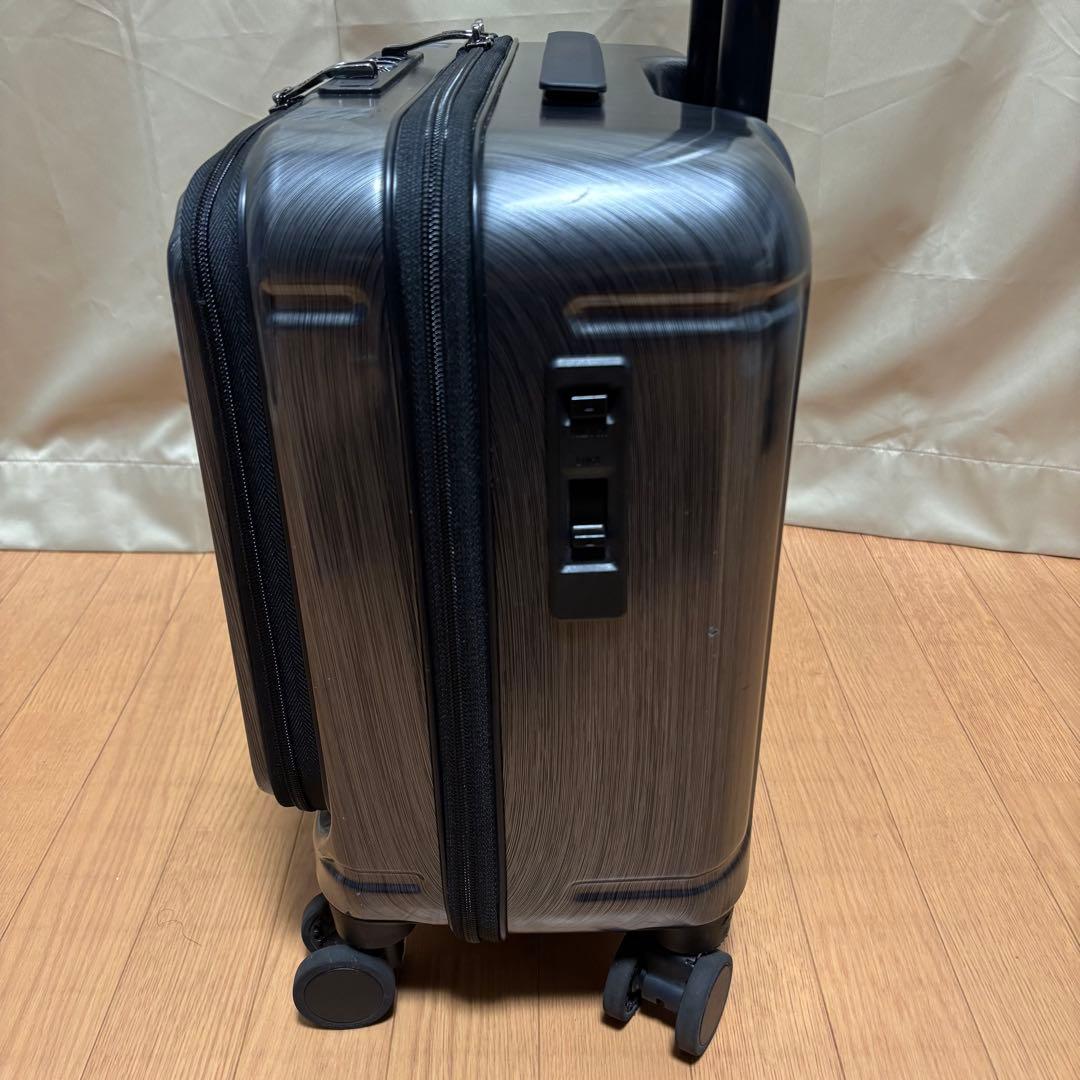 BERMAS INTER CITY フロントオープン スクエア4輪33L