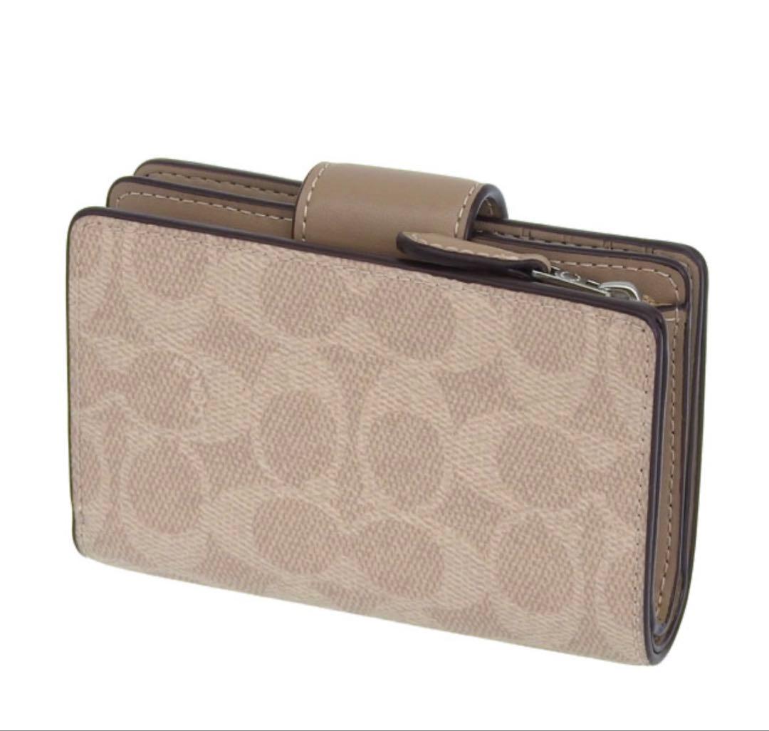 ★新品★ COACH ミディアムコーナージップウォレット ライトカーキベージュ