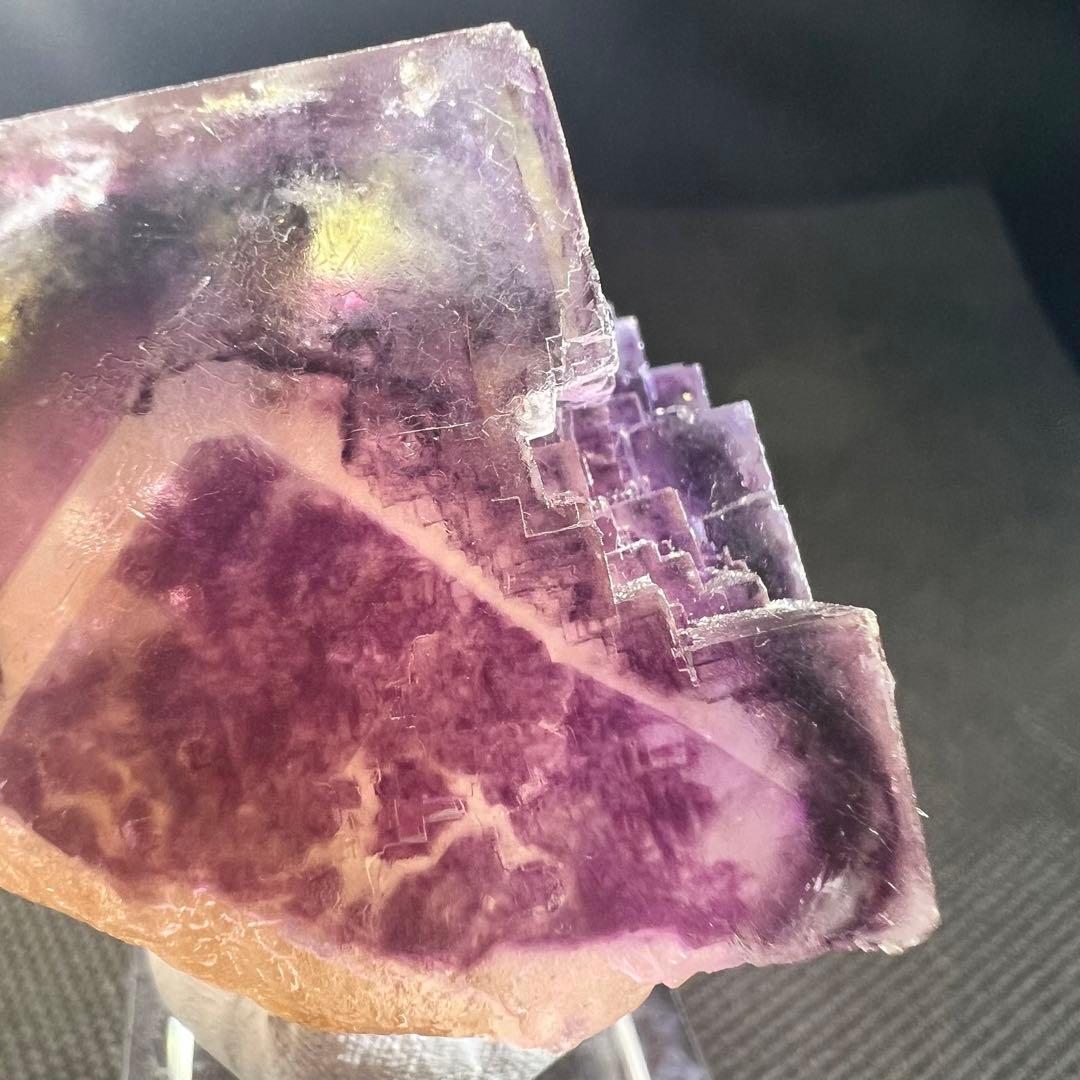 ナミビア　オコルス鉱山　パープルゾーニング　イエローフローライト