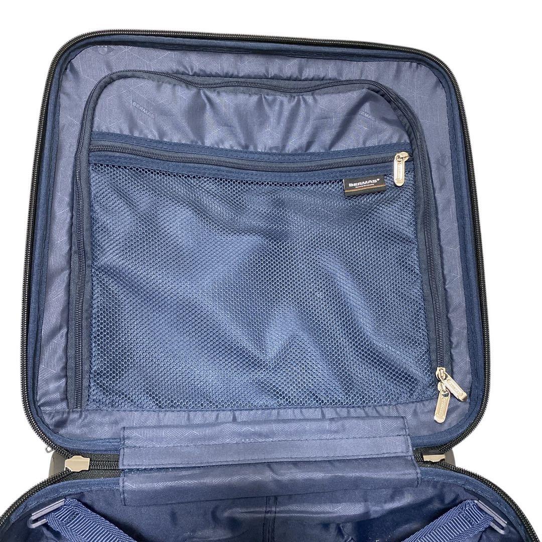 BERMAS INTER CITY フロントオープンスクエア4輪33L 39cm