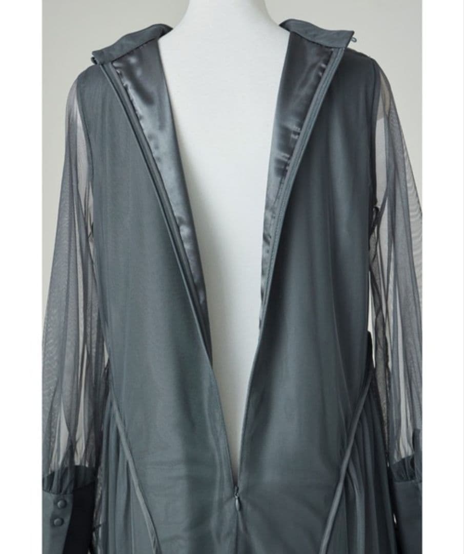 niana チュールパイピングAラインドレス