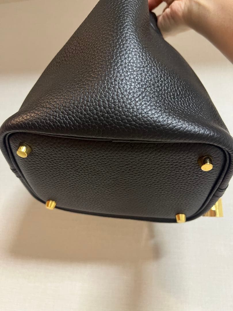 本革キューブバッグ18 大人気　ブラック×ゴールド金具　美品