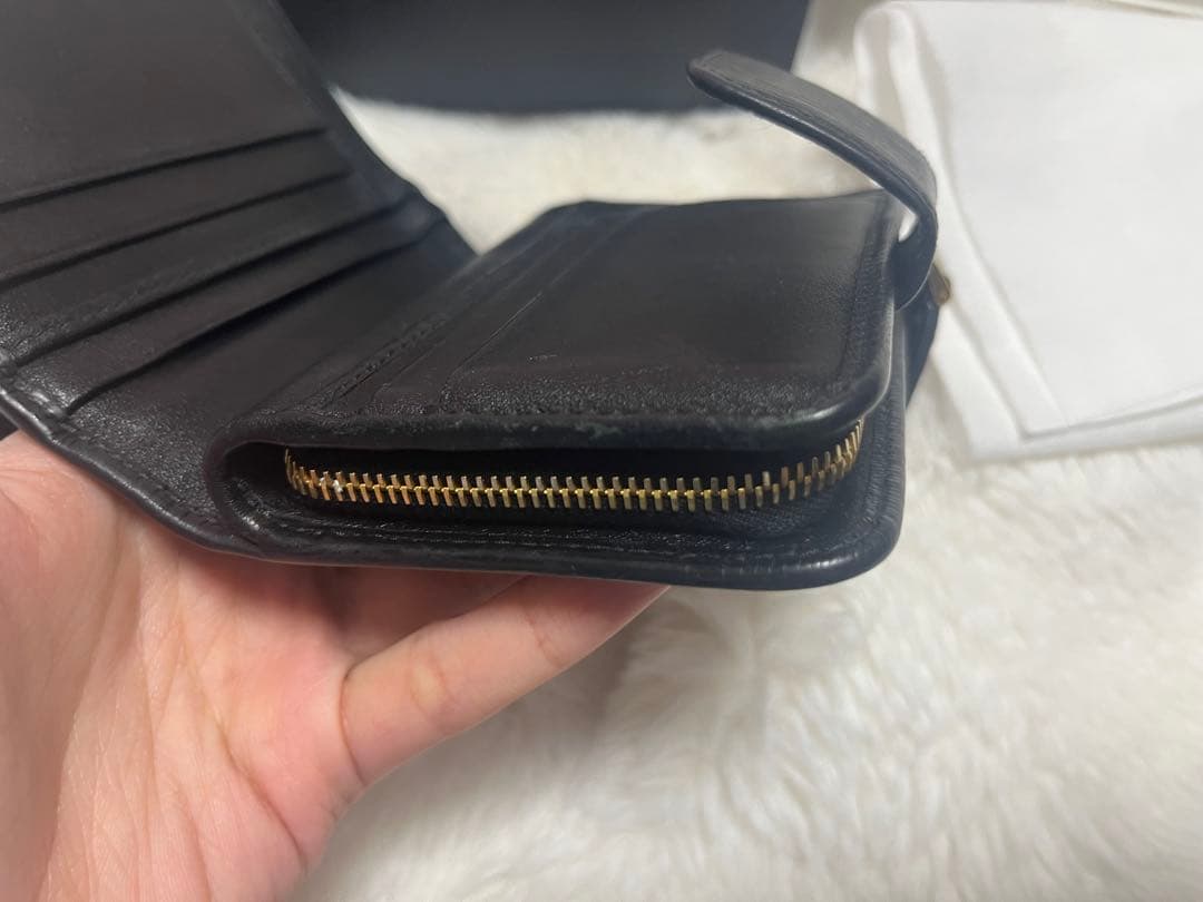 PRADA ブラックレザー 二つ折り財布 箱付き