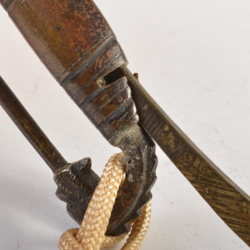 李朝　朝鮮古民具　古銅　刻神獣　古い錠前　鍵　M　R7375