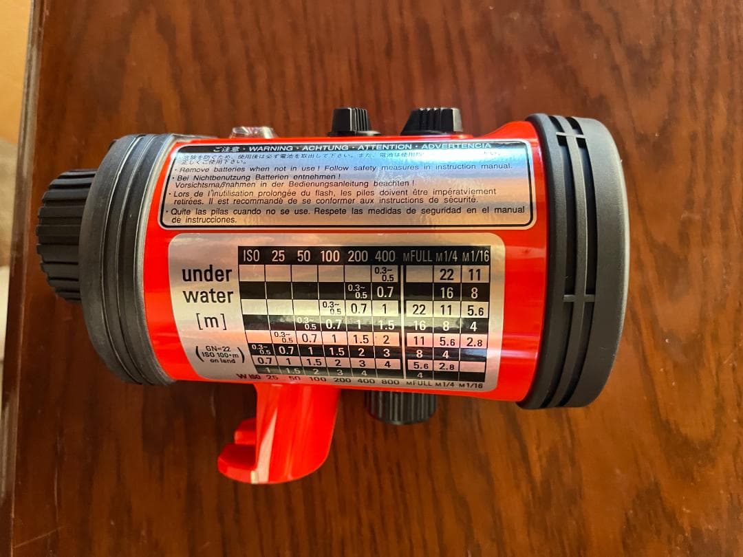 フィルムカメラ Nikon Nikonos-V Nikkor35mm f/2.5 SB-105