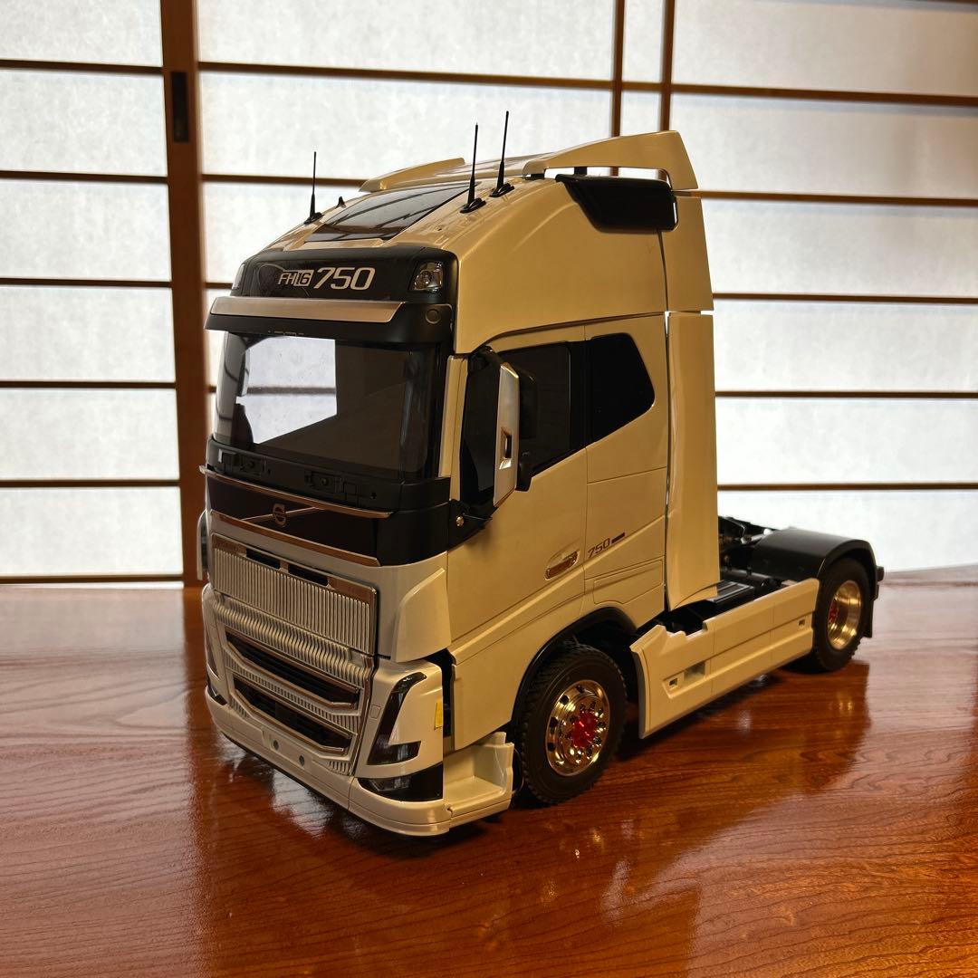 タミヤ1/14 ボルボ FH16 750 メカ無し