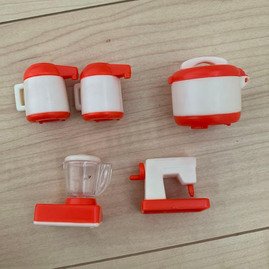 平成レトロ　サンリオ　ハローキティ　ミニチュア　食玩　ままごとセット　生活用品