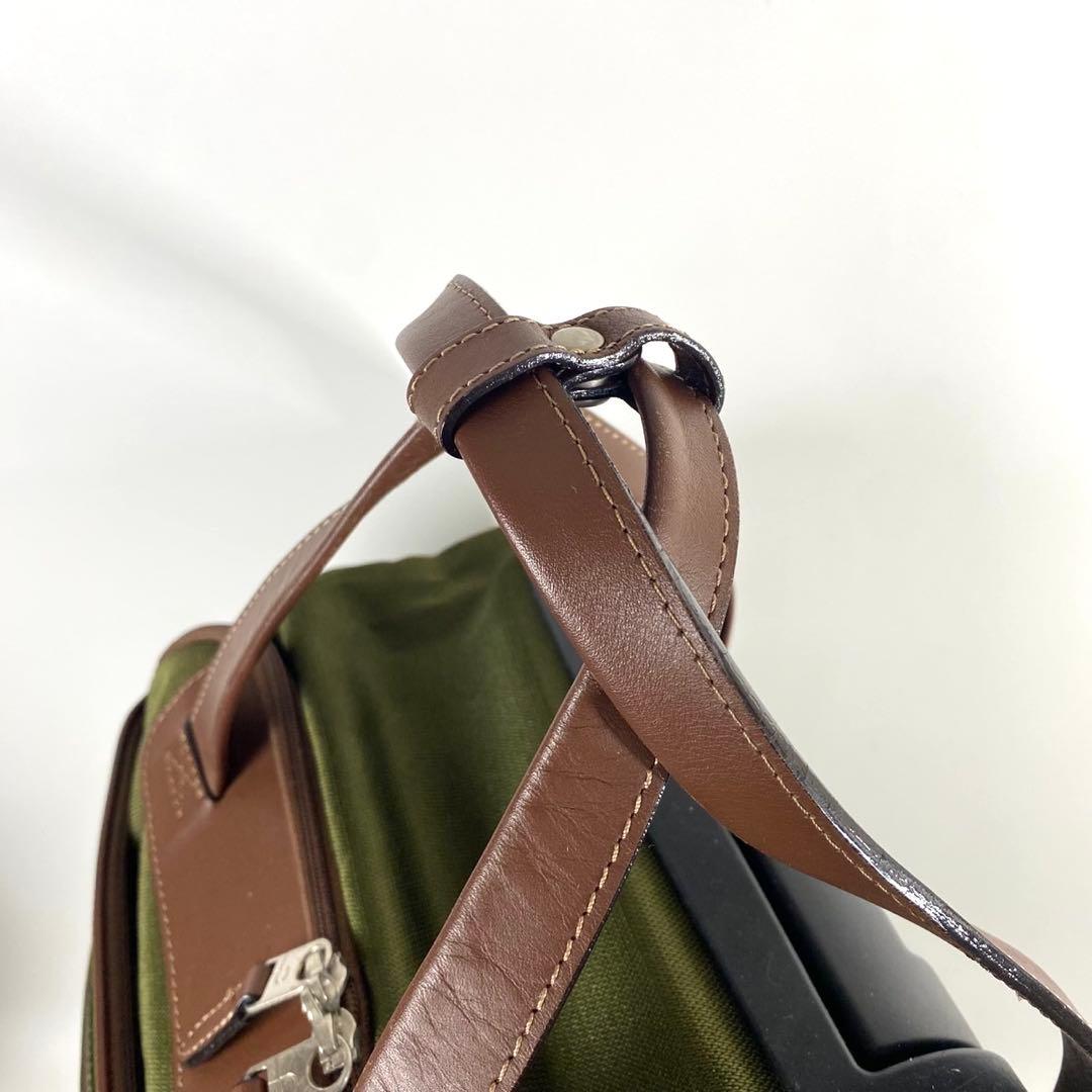 【極美品】PROTECA ソリエ　キャリーバッグ　キャスターロック機能　カーキ