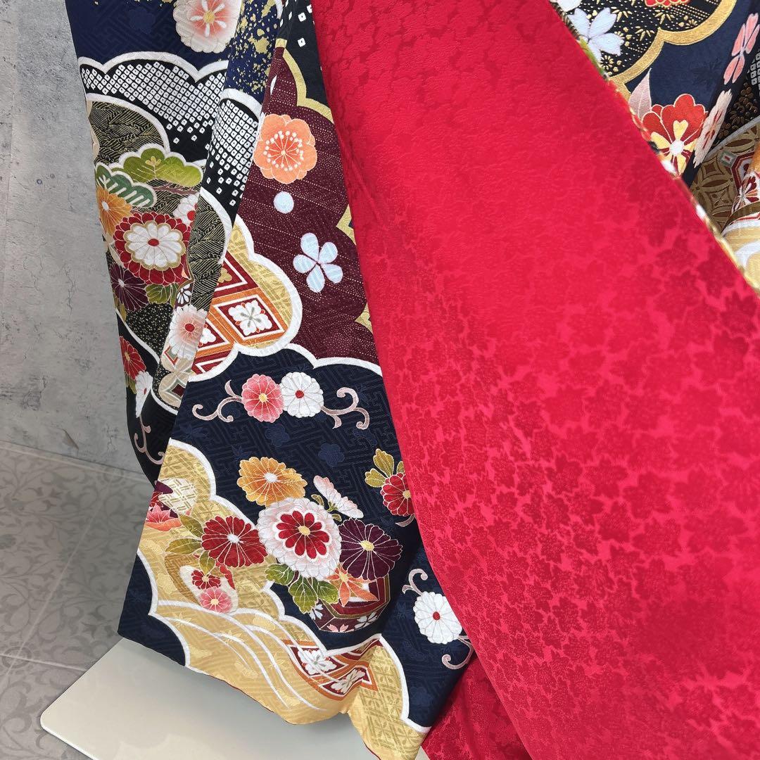 振袖　フルセット　華やか　古典柄　濃い青　豪華　金彩加工　成人式　二十歳