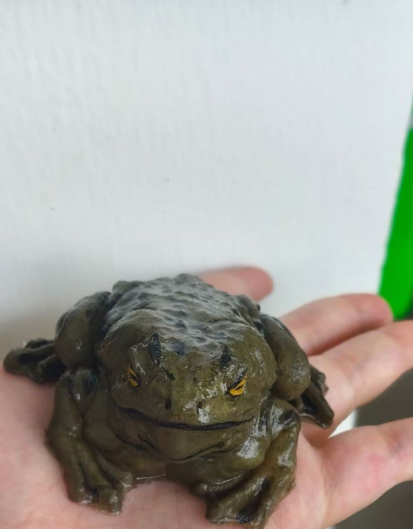 リアルカエルフィギュア 手のひらサイズ