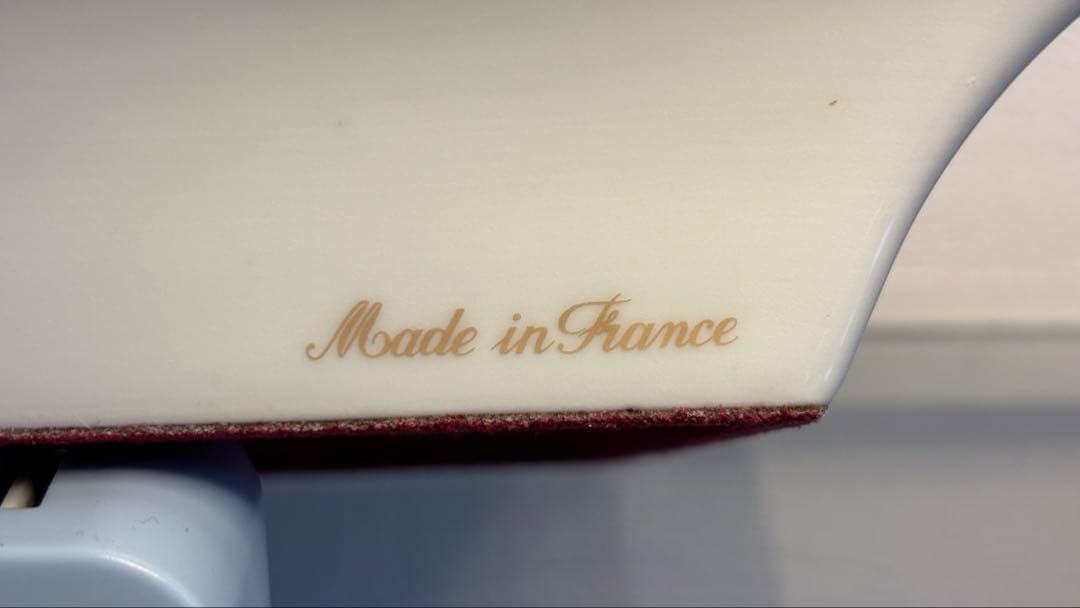 HERMÈS 象　アッシュトレイ