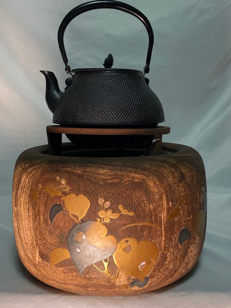 2651❣️ 蒔絵火鉢　鉄瓶　セット