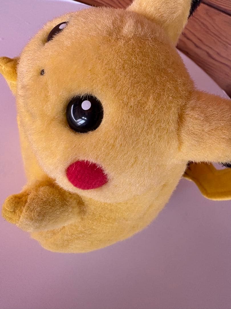 お腹を押すと鳴くピカチュウ　初期