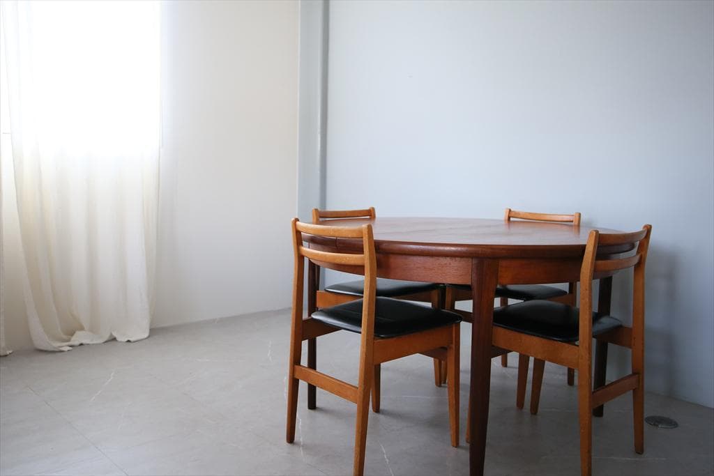 英国アンティーク伸張式ラウンドダイニングテーブル/エクステンション机92-102