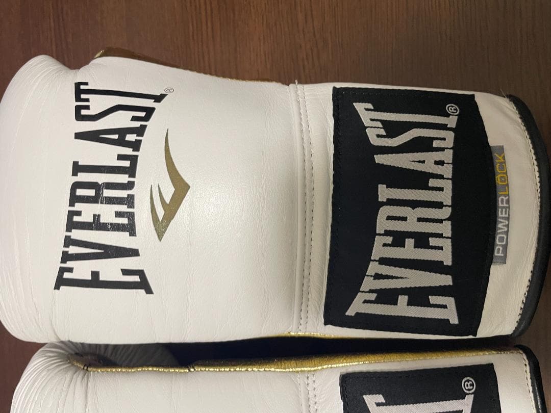 Everlast パワーロック プロファイトグローブ 白/ゴールド 8oz