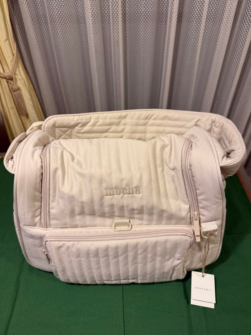 新品　moncheri スリングバッグ