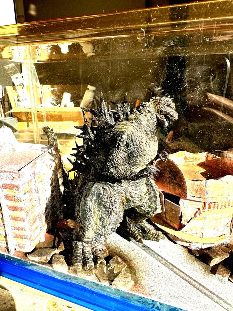 TMKゴジラ２０２３プラモデル組み立て完成品、銀座ジオラマセット