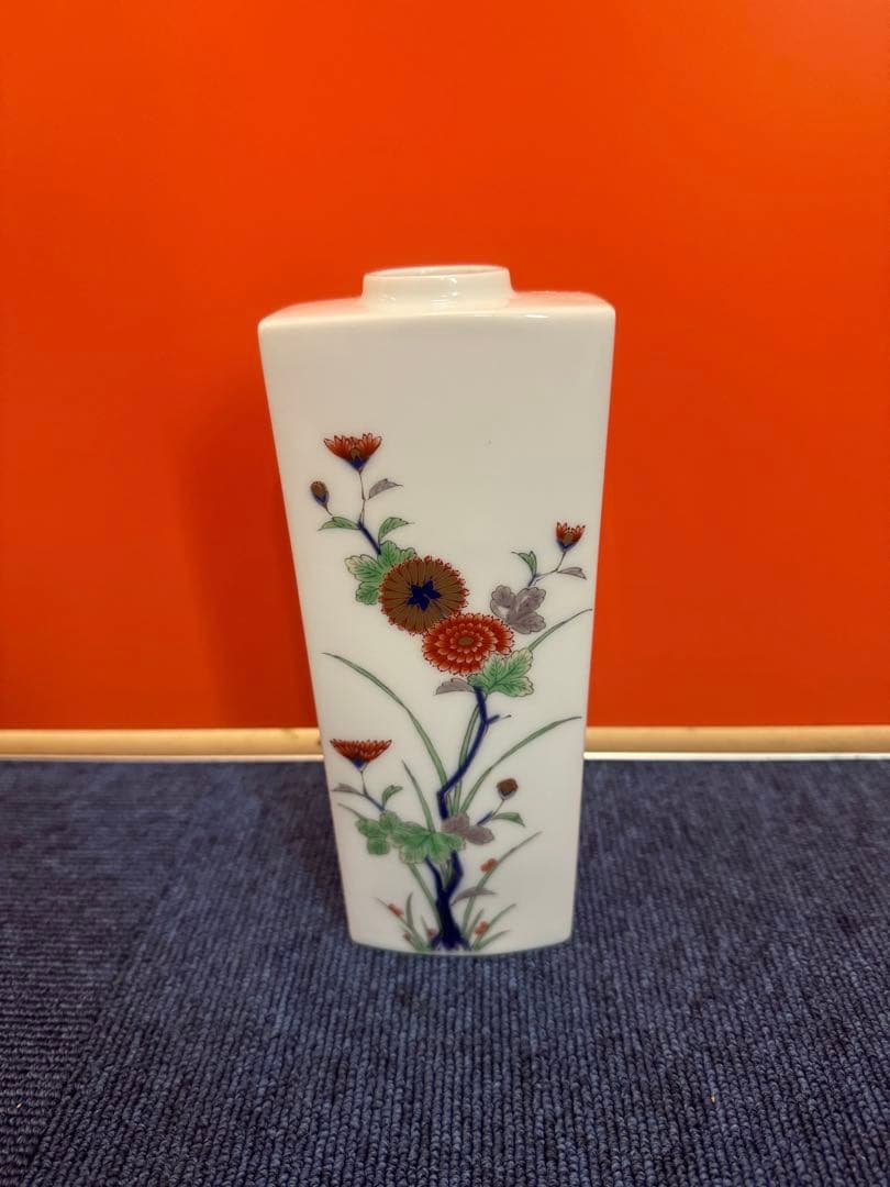 2014 深川製磁　染錦菊　壁掛け　花瓶