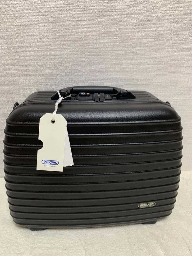 新品未使用　リモワ RIMOWA キャリーバッグ サルサ ハンドケース 23L