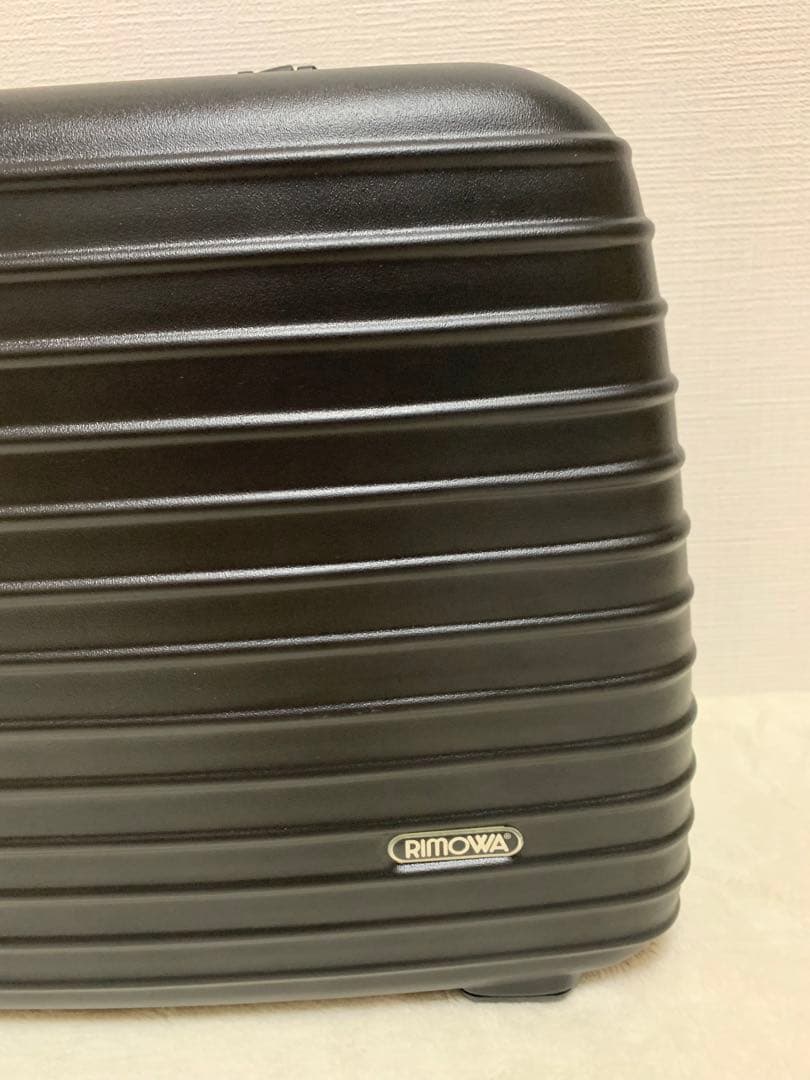 新品未使用　リモワ RIMOWA キャリーバッグ サルサ ハンドケース 23L