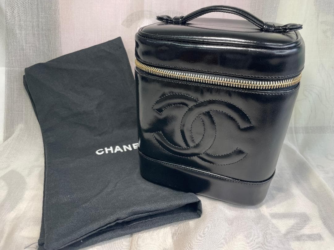 瑠衣　CHANEL バニティ　バッグ　化粧ポーチ　レザー　小物ポーチ134